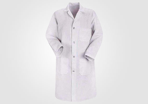 Jaleco modelo 3/4 aberto com fechamento em botões. Disponivel também no modelo 7/8 e desenvolvidos em diversos tipos de tecidos.